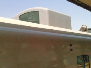 Easti-D屋根上の検測装置