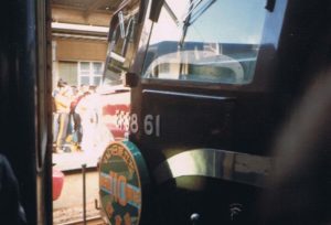 鉄道110周年記念号の牽引機後ろ側