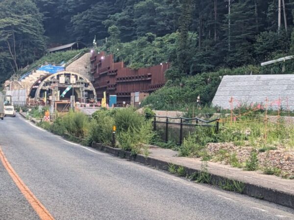 R47バイパス高屋トンネル