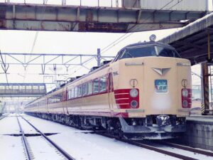 シュプール信越489系貫通